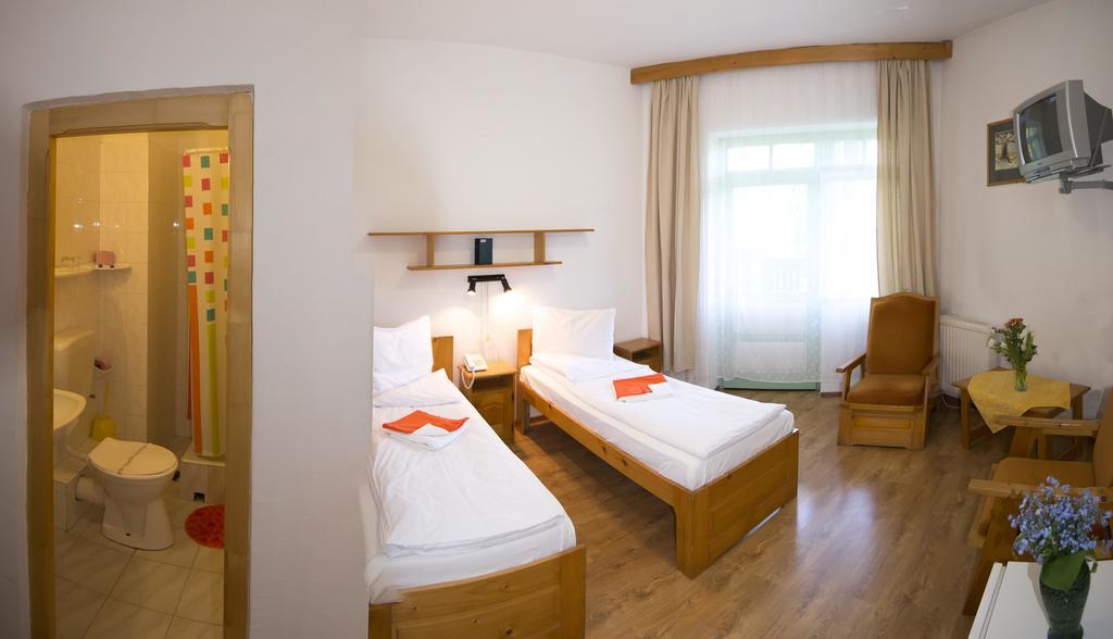Hostel Teleki Sovata Esterno foto